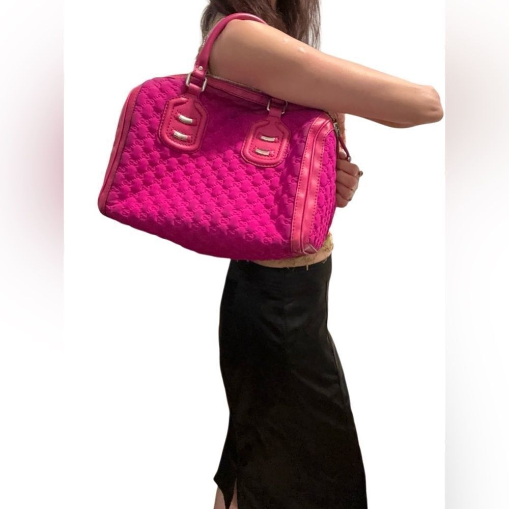 Elegant Pink Quilted Handbag - Picture 12 of 13
